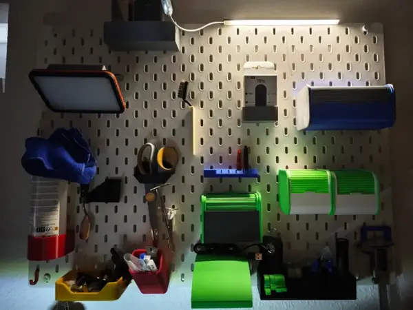 Custom EdgeLume Clip-On LED Shelf Light