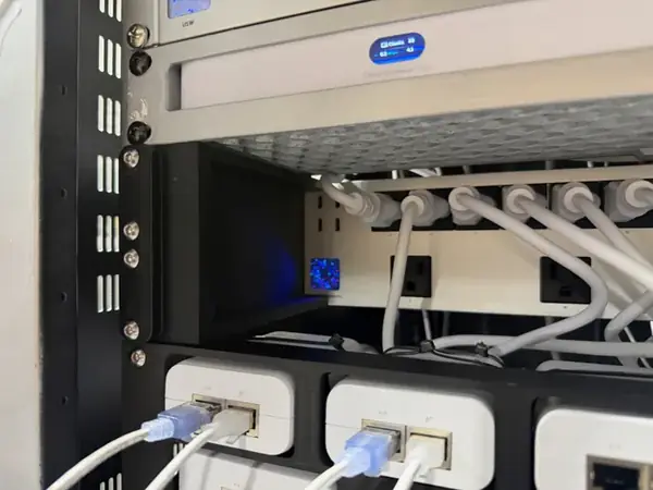 Ubiquiti UniFi 2U PDU Rack Mount Recess Brackets