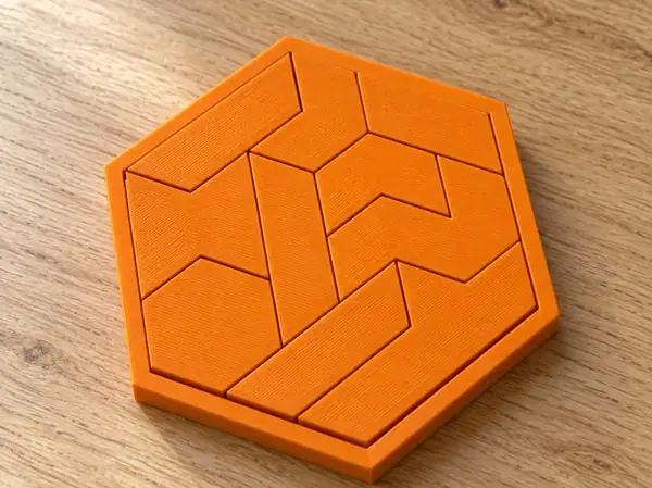 Custom Randomized Hexagon Puzzle