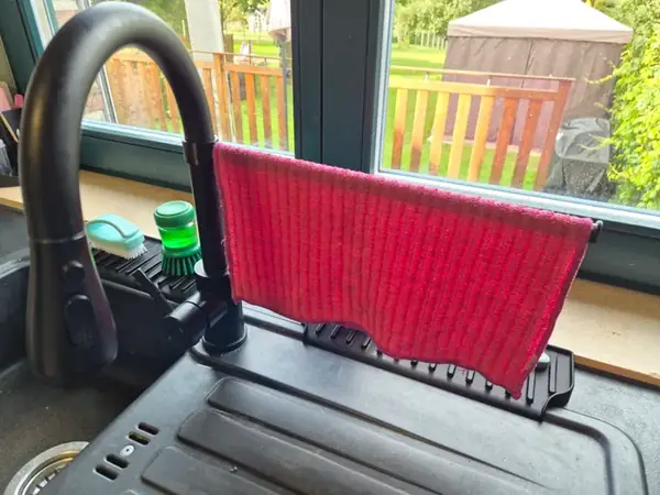 Rotating Faucet Dish Cloth Holder